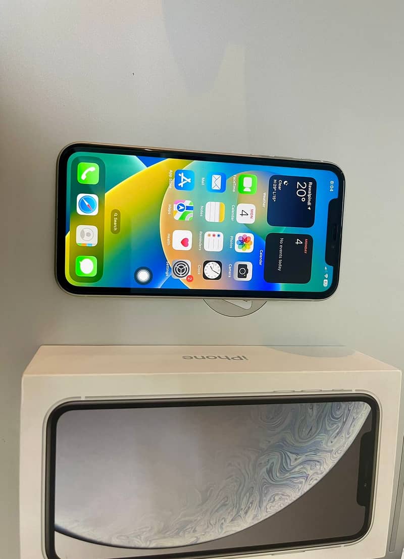 Apple Iphone XR | 128 GB | PTA Approved 2