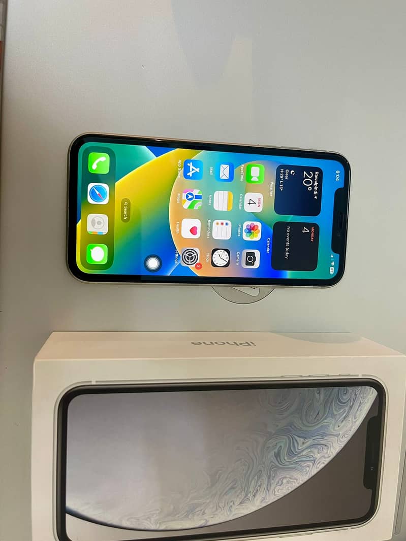 Apple Iphone XR | 128 GB | PTA Approved 5