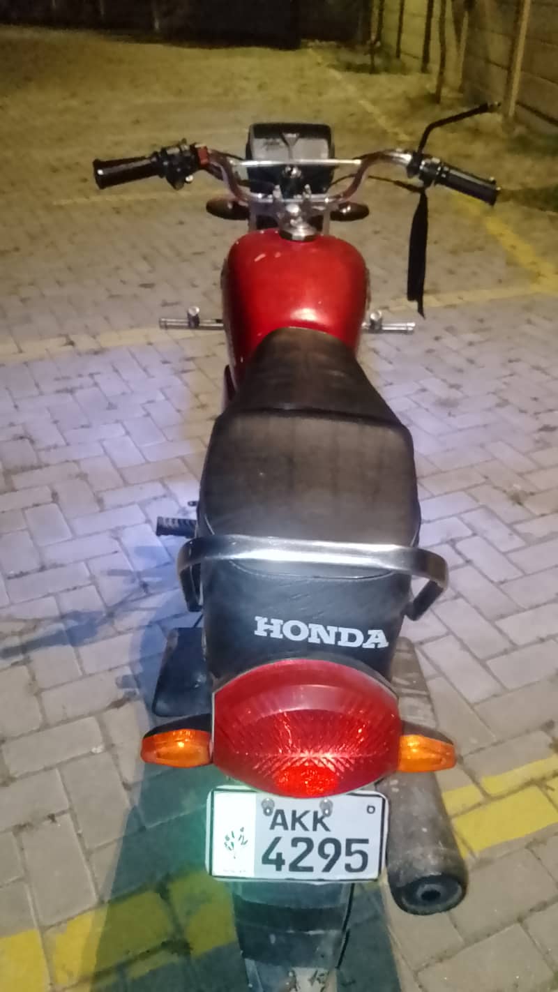 United 100cc 7