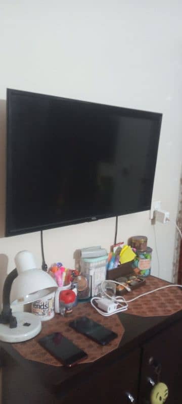 LED TV 1