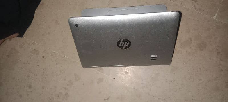 HP Atom x5 touch Laptop 1