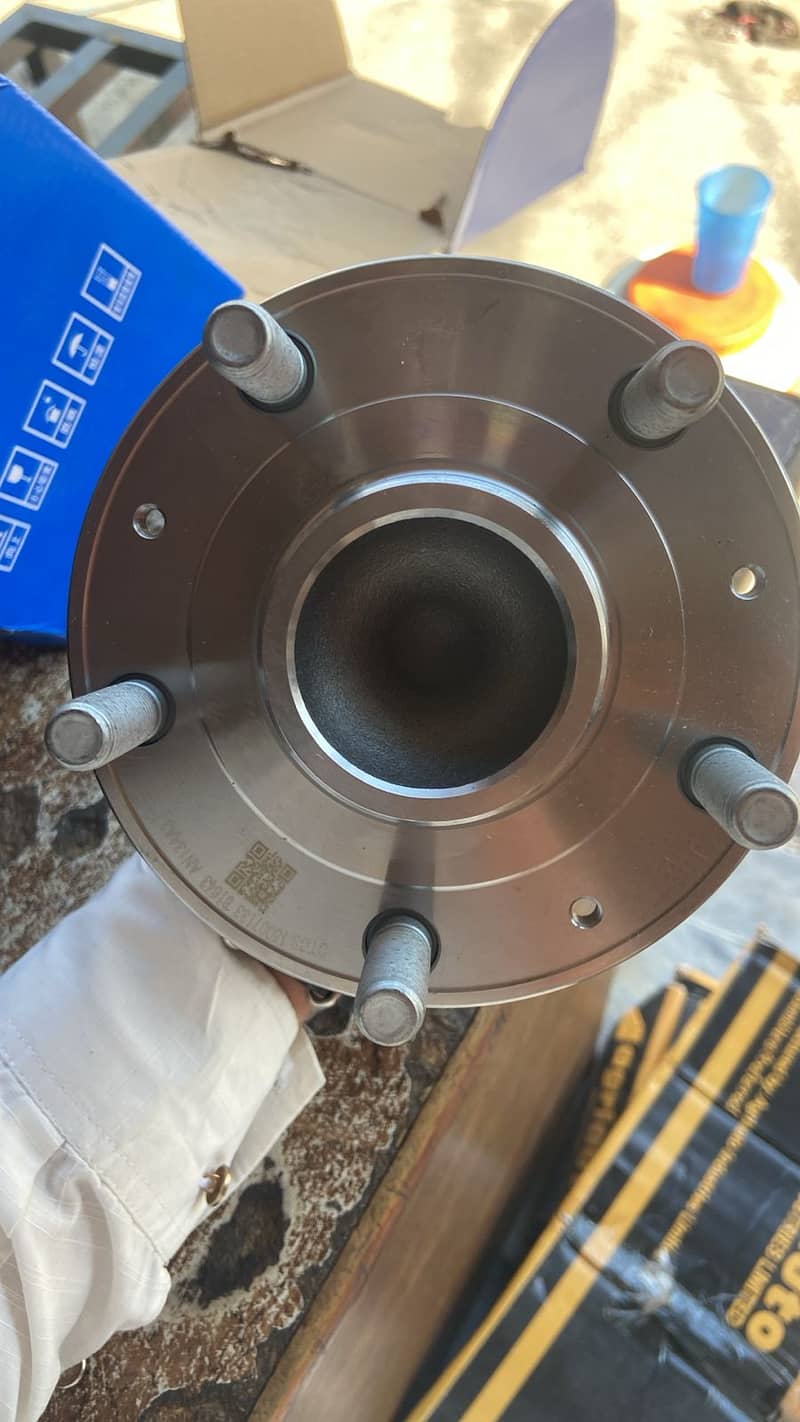 Oshan X7 Rear Wheel Hub 2