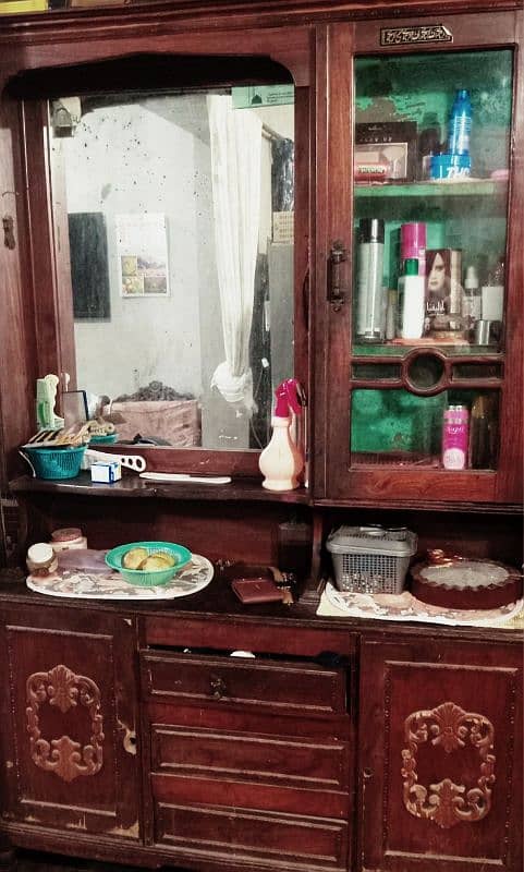 Dressing Table 0