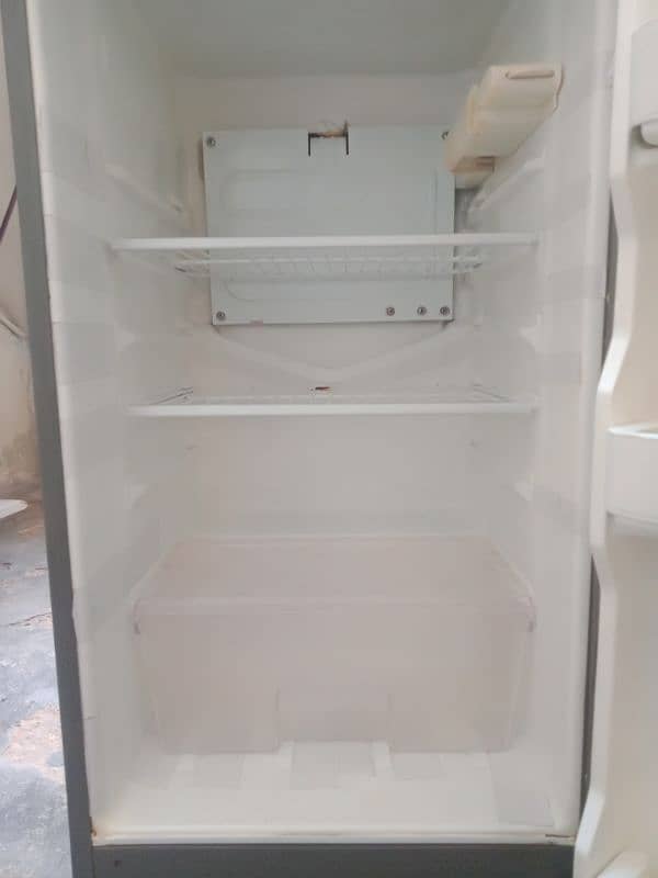 dowlance refrigerator 1