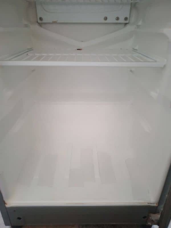 dowlance refrigerator 8