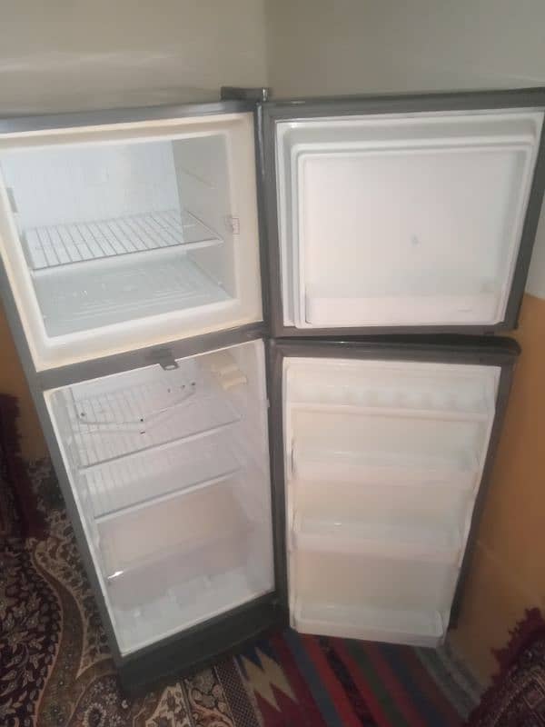 dowlance refrigerator 14