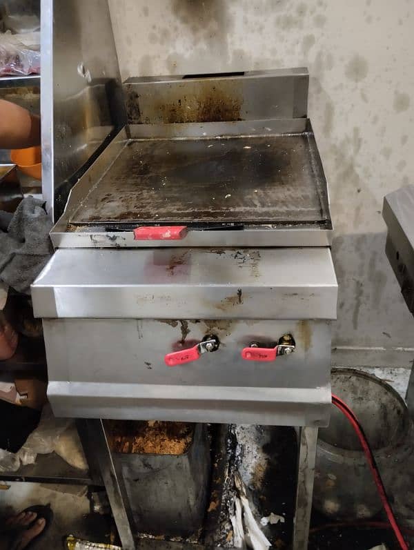 Fast food deep fryer machine 32 liter and separate hot plate machine 1