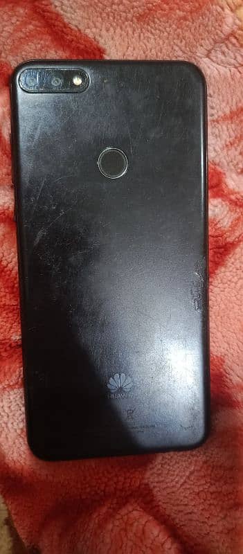 Huawei Y7 prime 1