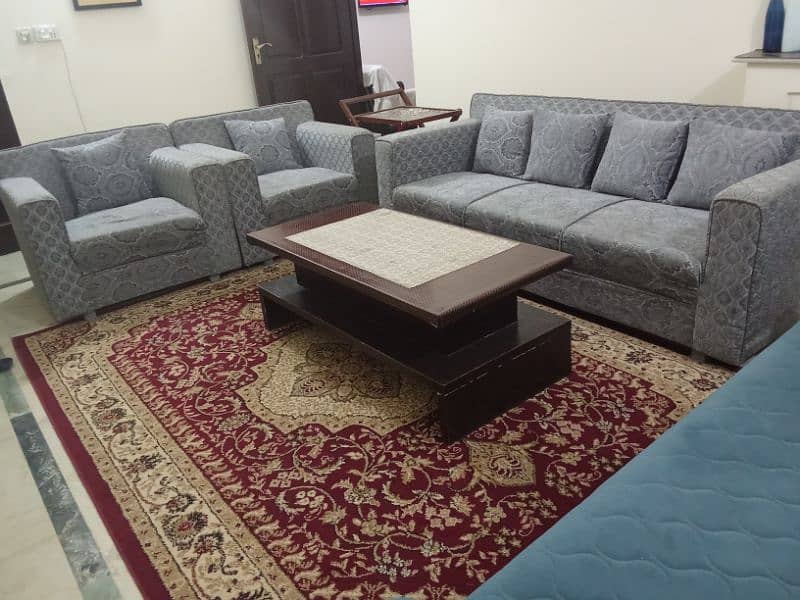 5 Seater sofa set for sale 3