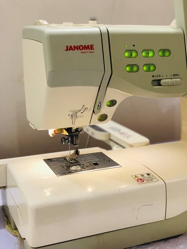 Janome 11000 japani machine 3