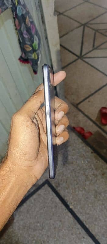 Oppo F17 8/128 total Genion Phone with box and charging cable 5