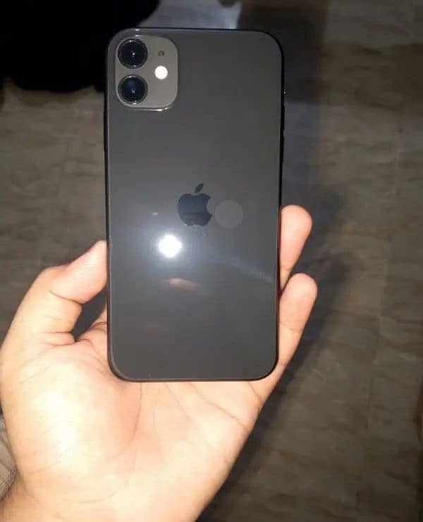 iPhone 11 Non PTA for Sale 3