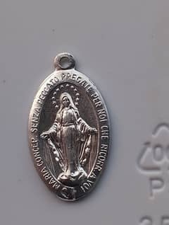 antique pendant made in Italy RS. 7000