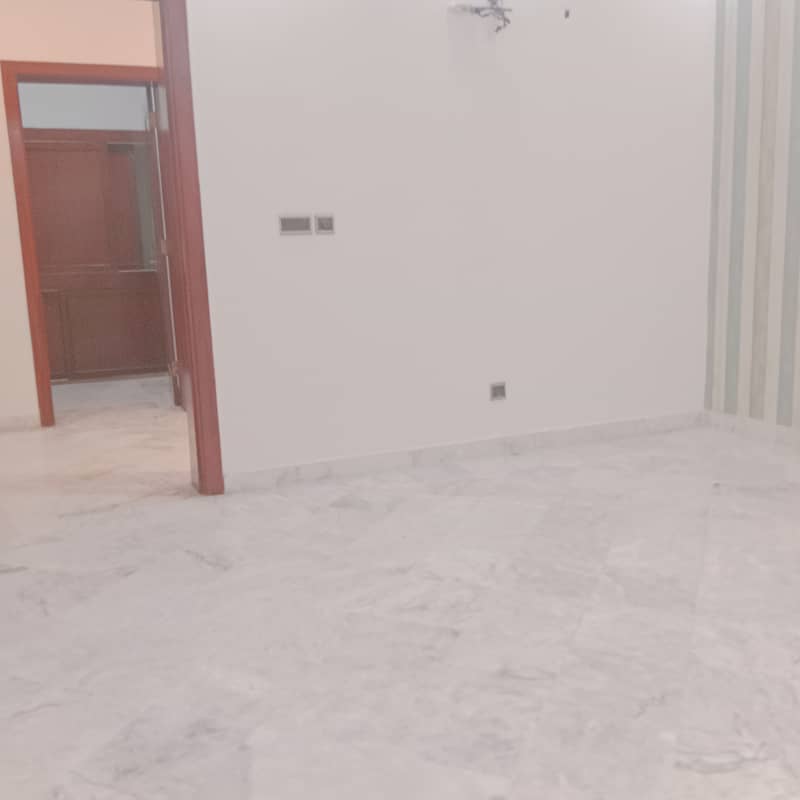 1 Kanal Well Maintained Upper Portion Available For Rent in DHA Phase 5 Near Park 7