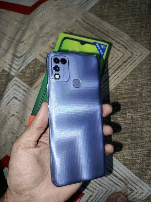 new condition ma hai infinix hot 9 play gb 4 64 hai 03258161507 0