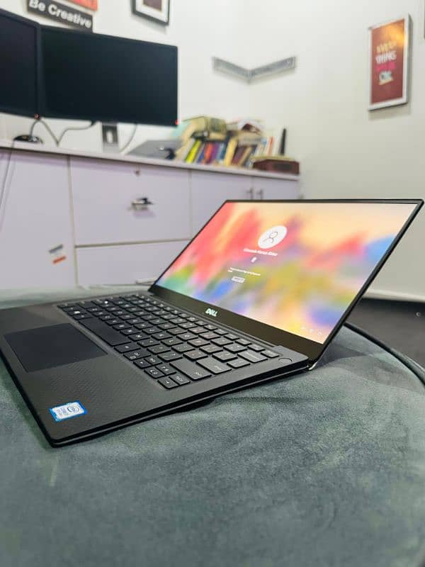 Dell xps 13” Core i7 8th Gen 5