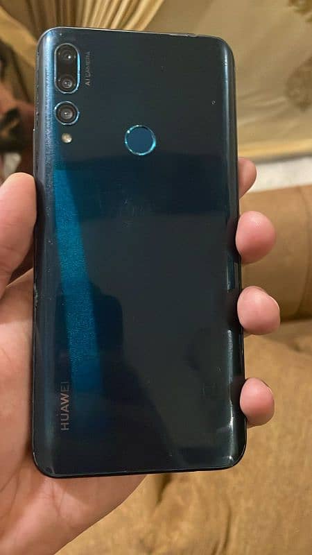 Huawei y9 prime  4 GB Ram, membry128 0