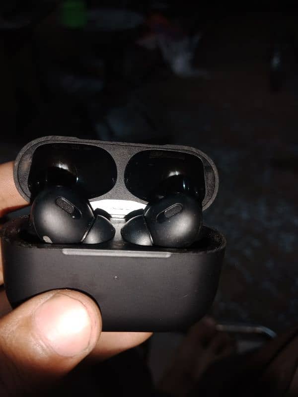 ear buds pro 4