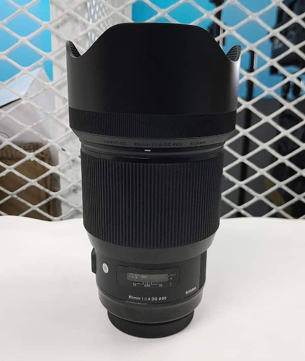 SIGMA 85mm 1.4 Art Canon mount 4