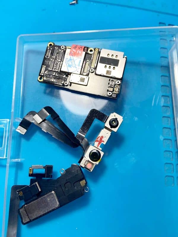 iPhone Board XR XS Max 11 Pro Max 12 Pro Max 13 Pro Max Available 3