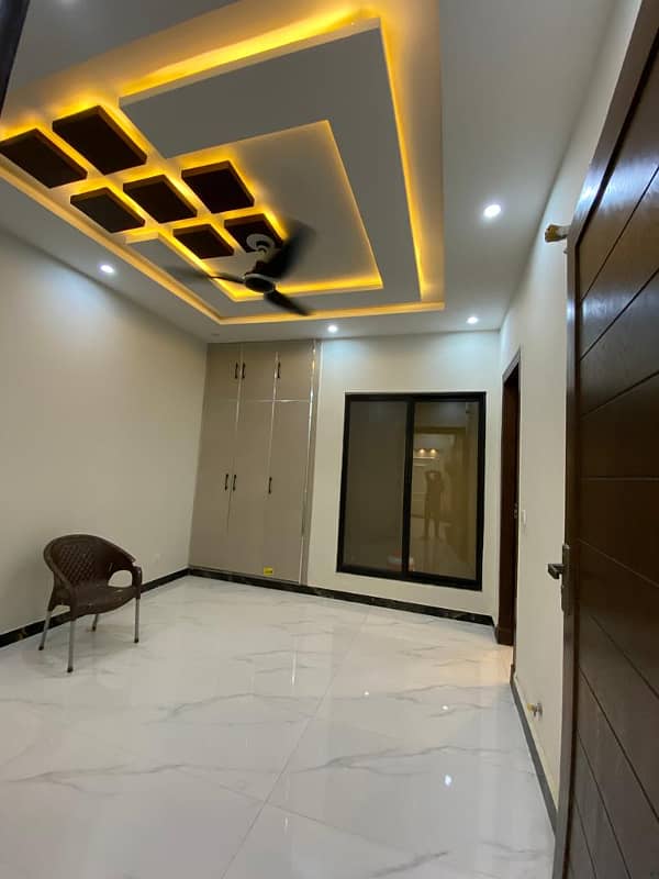 7 Marla House For Rent in Bahria Town Phase 8 Rwp 7