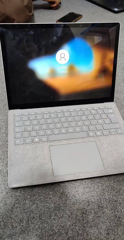 Microsoft Surface Laptop 0