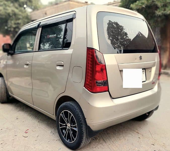 Suzuki Wagon R 2017 4