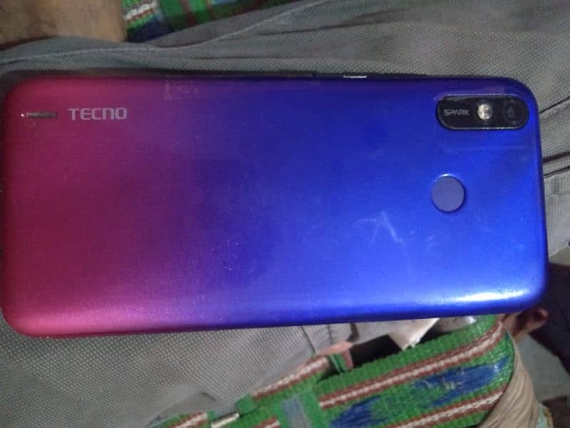 Tecno spark 4lite mobile no any fault one hand use 0