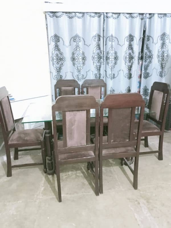 Discount available. . Dining table with 6 chairs (talli ka bnna ha) 0