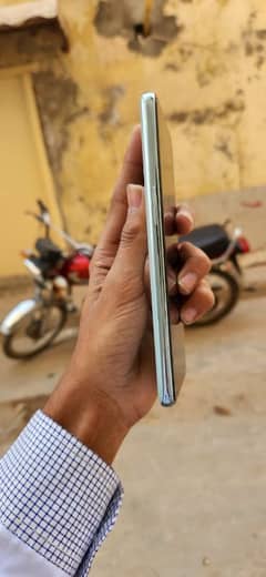 OnePlus 10t 16gb  256 Back crack