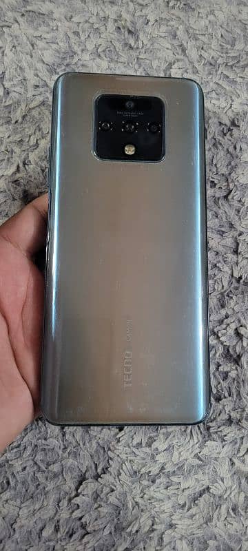 urgently  sale camon 16 premier  10/10 condition 0