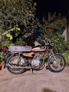 Honda CG125 Black. Like new