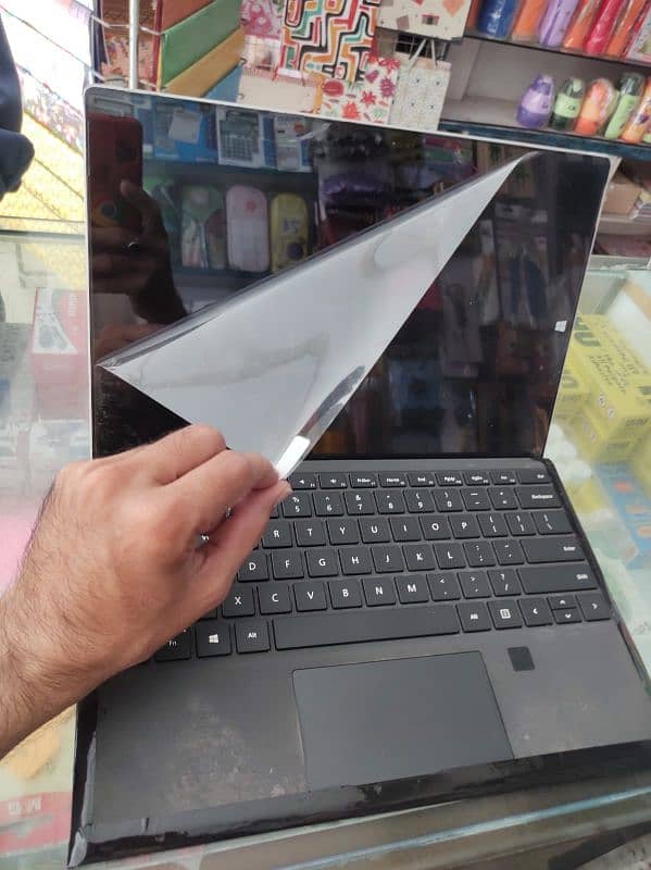 surface laptop touch 2