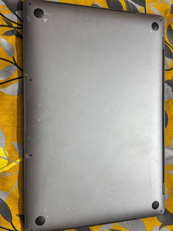 MacBook Pro 2019 core i9 4