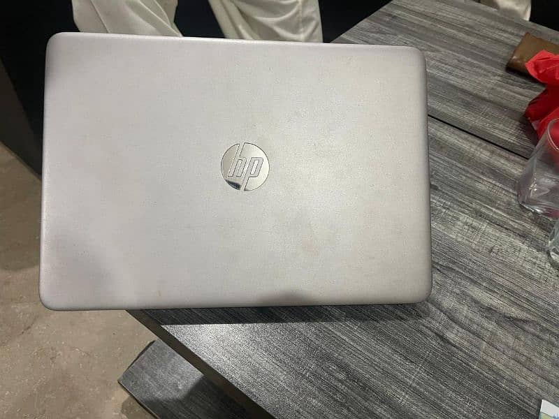 HP Elite Book core i. 5 1