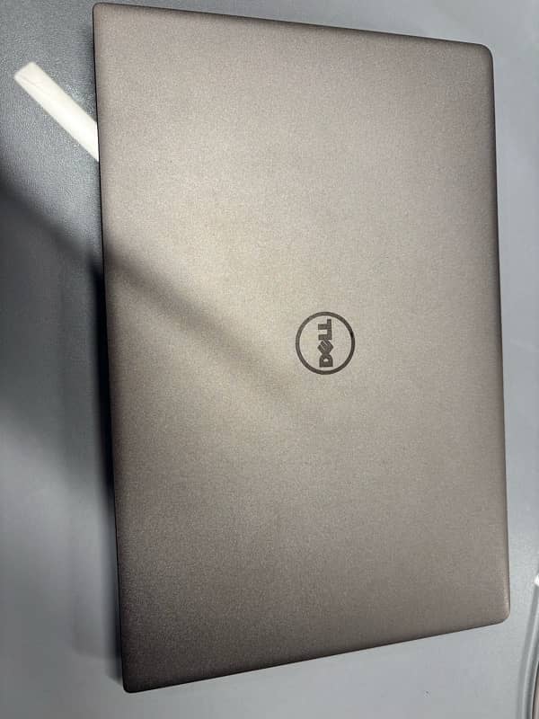 Dell Xps 9360 FHD i5 1