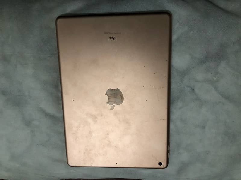 iPad 7 generation borad off 0