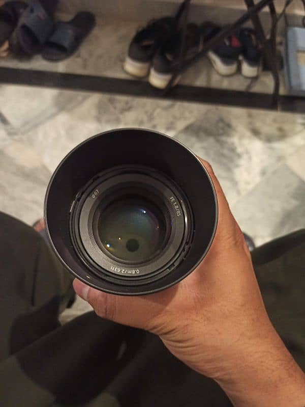 Sony FE 85mm f1.8 Box Open 10/10++ 1