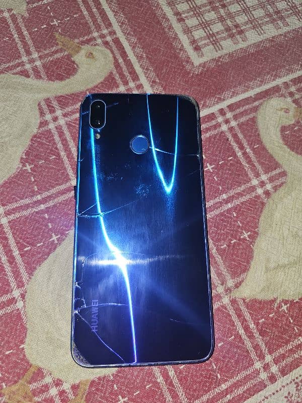 Huawei Nova 3i condition 9/10 0