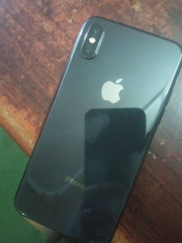 iphone x Black  (in fine condition) 0