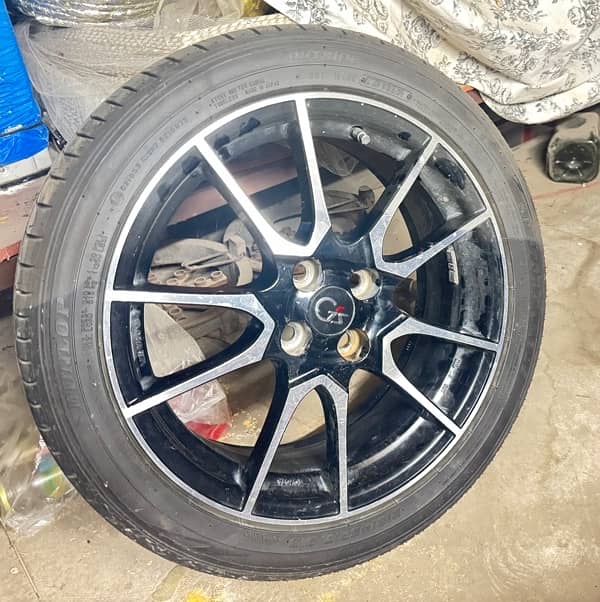 Toyota Aqua 17” Gs Rims and Tires 0