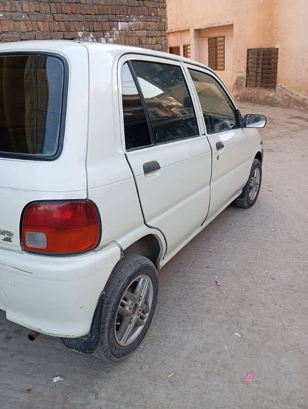 Daihatsu Cuore 2006 1