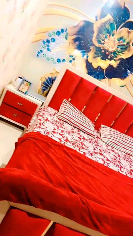 Double Bed with Side Tables & Single Bed with Dressing table 3