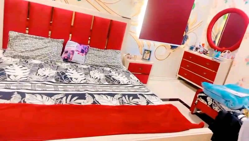 Double Bed with Side Tables & Single Bed with Dressing table 8