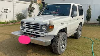 Toyota Land Cruiser 1987 RKR