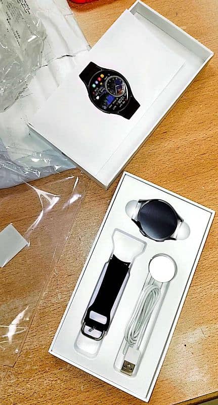 smart watch Amoled Display Wireless Charginh 6