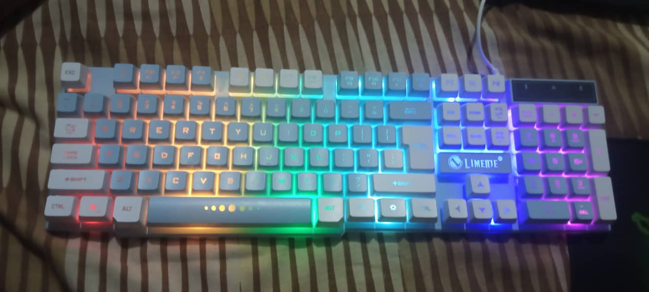 RGB keyboard RGB mouse and mouse pad 2