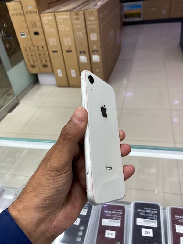 iPhone XR 64GB PTA Approved 1