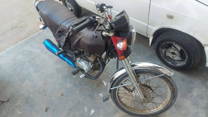 honda 125cg full original condition seld engine karachi number 2