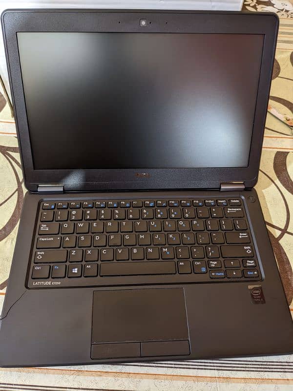 Dell latitude e7250 i5 5th gen 4/128 for sell CHEAP 3